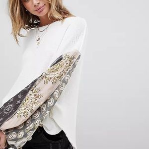 Free People Blossom
Thermal Top with Paisley...
Visit